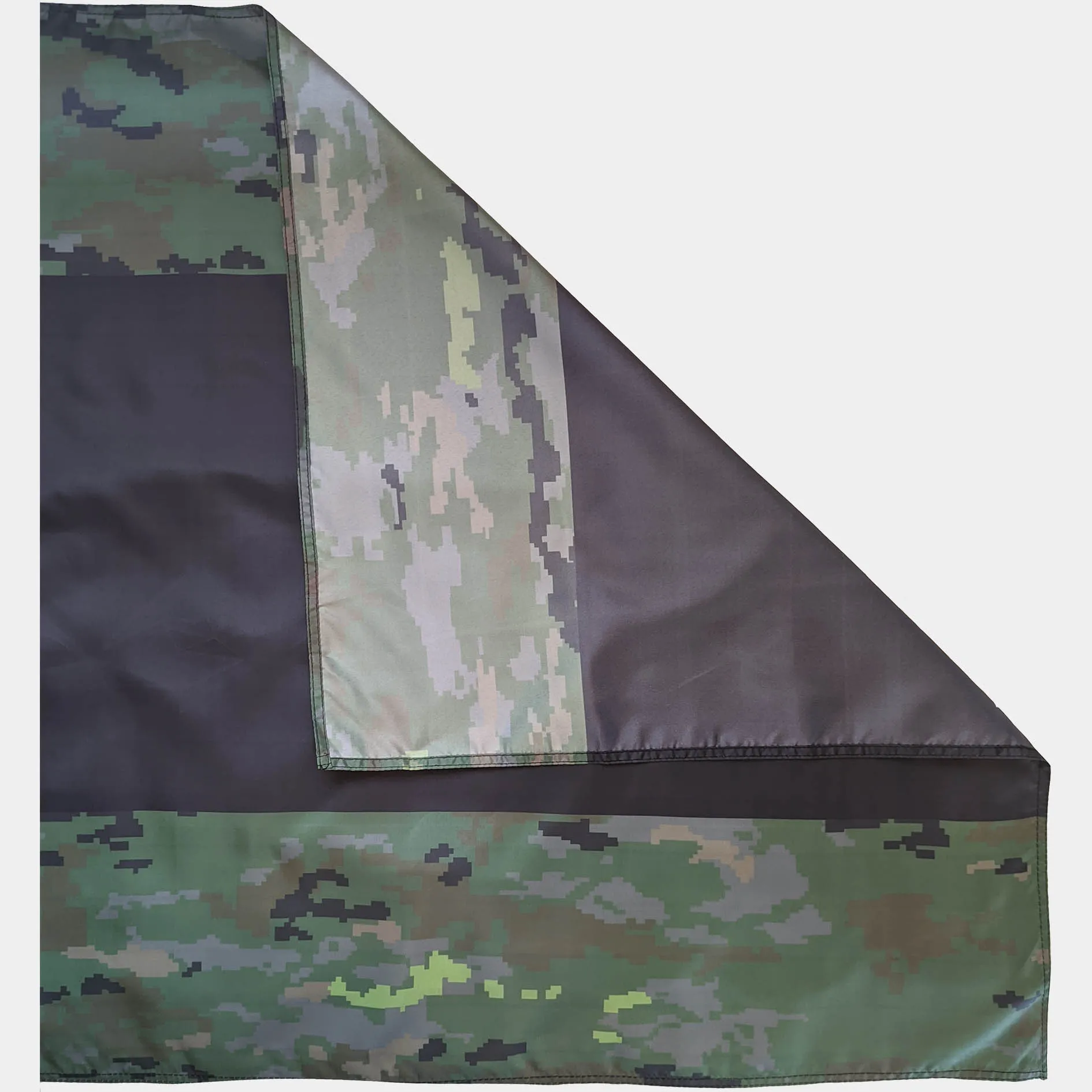 Bandera de Espaa en camuflaje boscoso pixelado