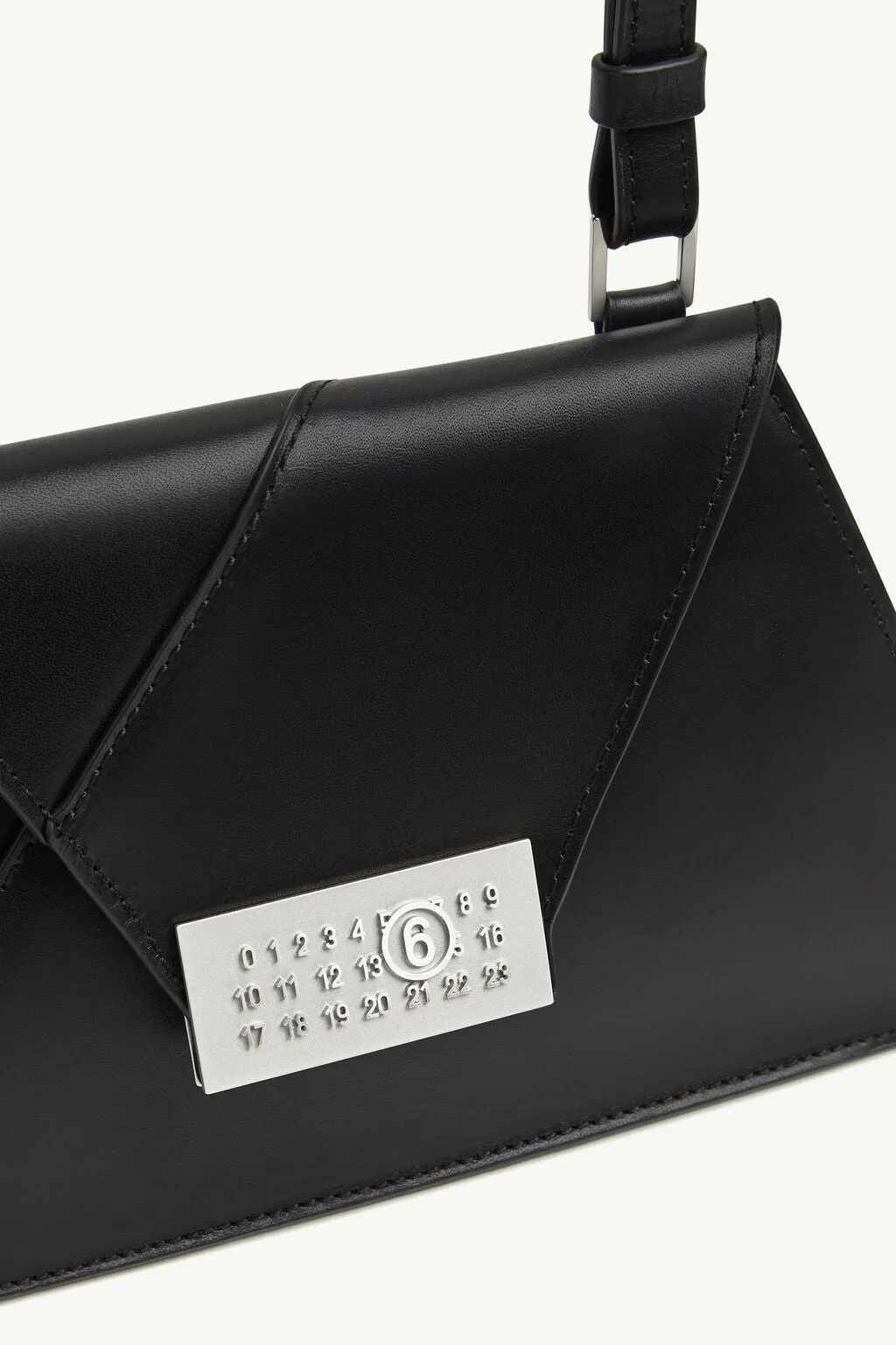 BOLSO NUMERIC NEGRO