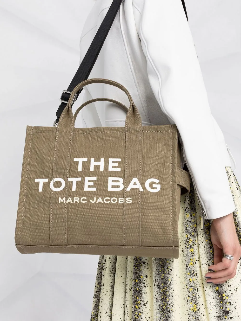 BOLSO THE MEDIUM TOTE BAG KAKI