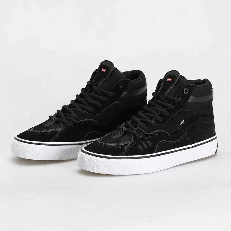 Botas Globe: Dimension (Black White Gum)