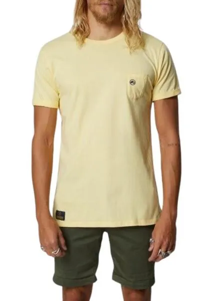 Camiseta Altonadock con bolsillo en el pecho amarillo para hombre