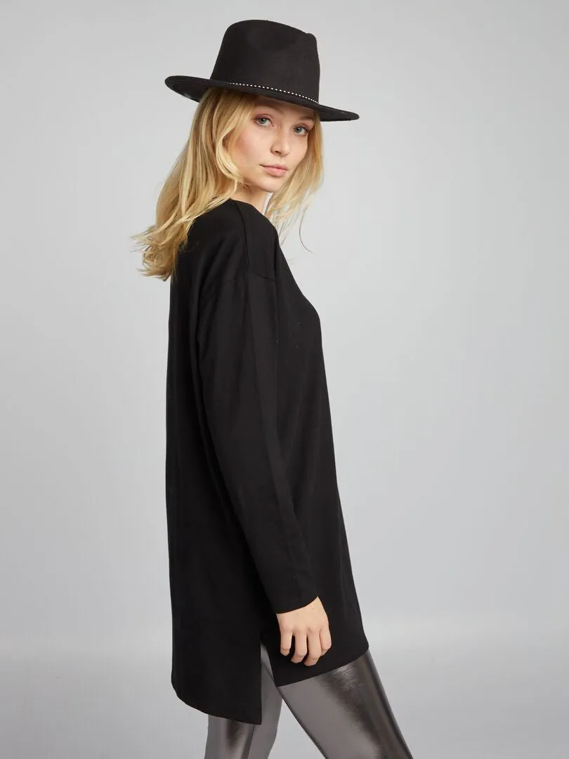 CAMISETA LARGA  NEGRO