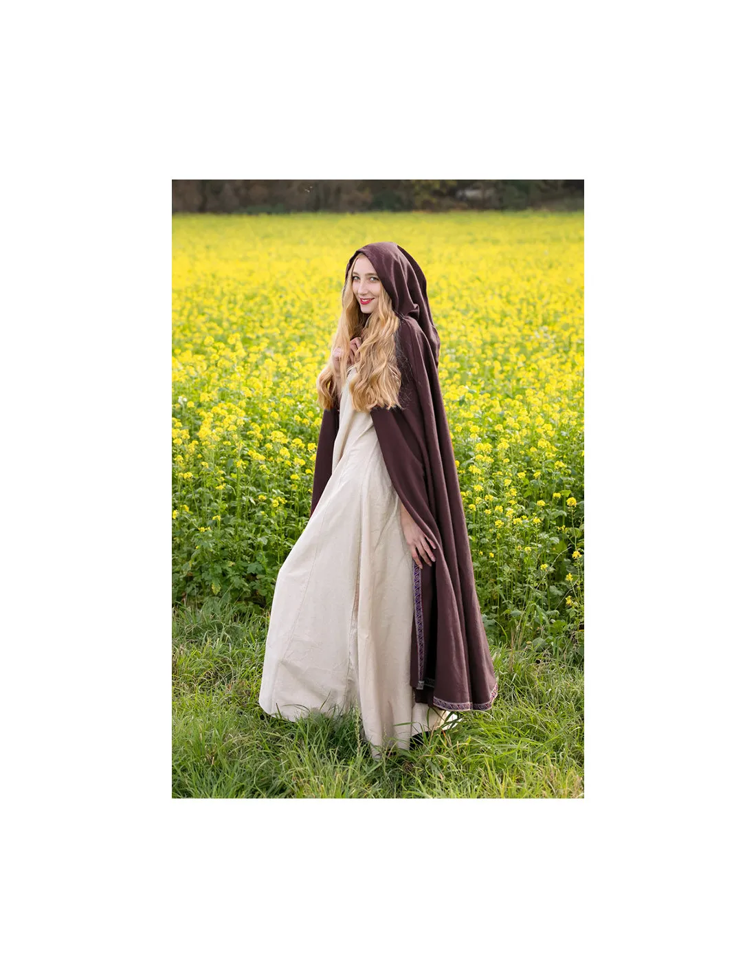 Capa medieval en lana con bordados modelo Daniel, color marrón