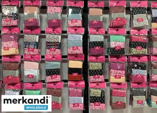 Descubra los calzoncillos de mujer de moda en un paquete de 3 con colores mixtos para la venta al por mayor desde Turquía, hecho