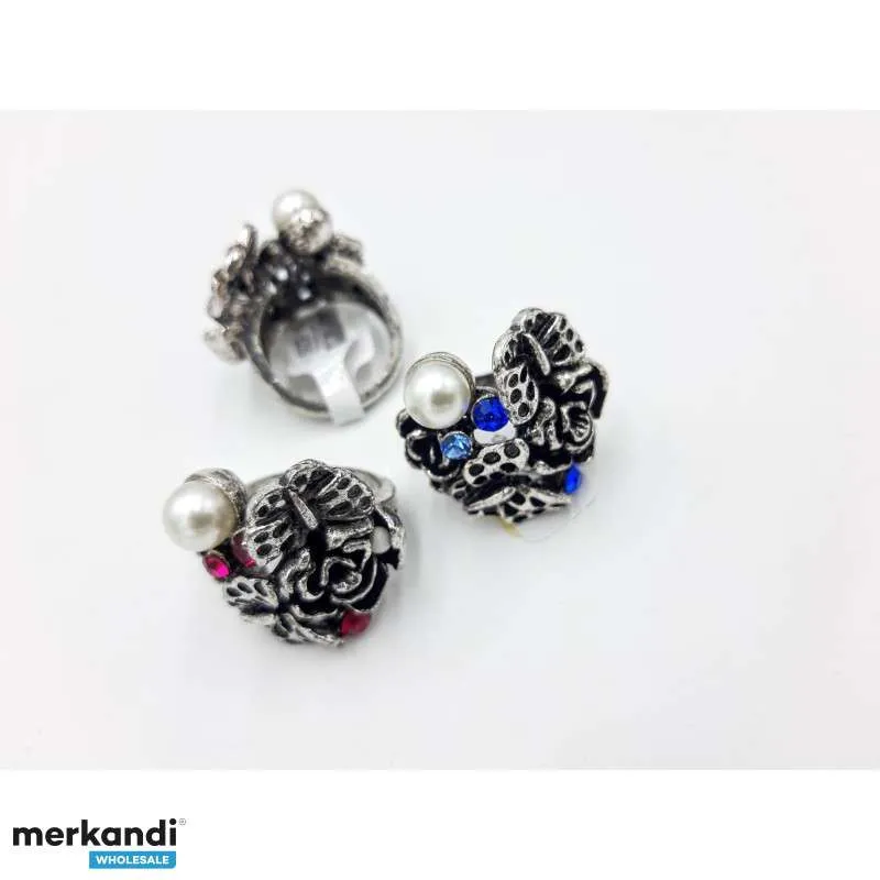 LOTE DE BISUTERíA  ANILLOS, COLLARES, PENDIENTES, PULSERAS Y ACCESORIOS PARA EL PELO  NUEVO STOCK 2023