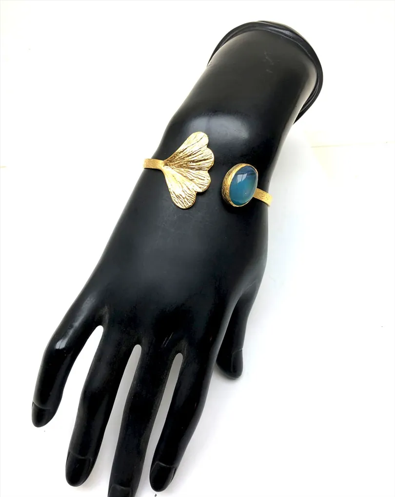 LUCE TU VESTIDO DE INVITADA CON ESTAS BONITAS PULSERAS DE PIEDRA