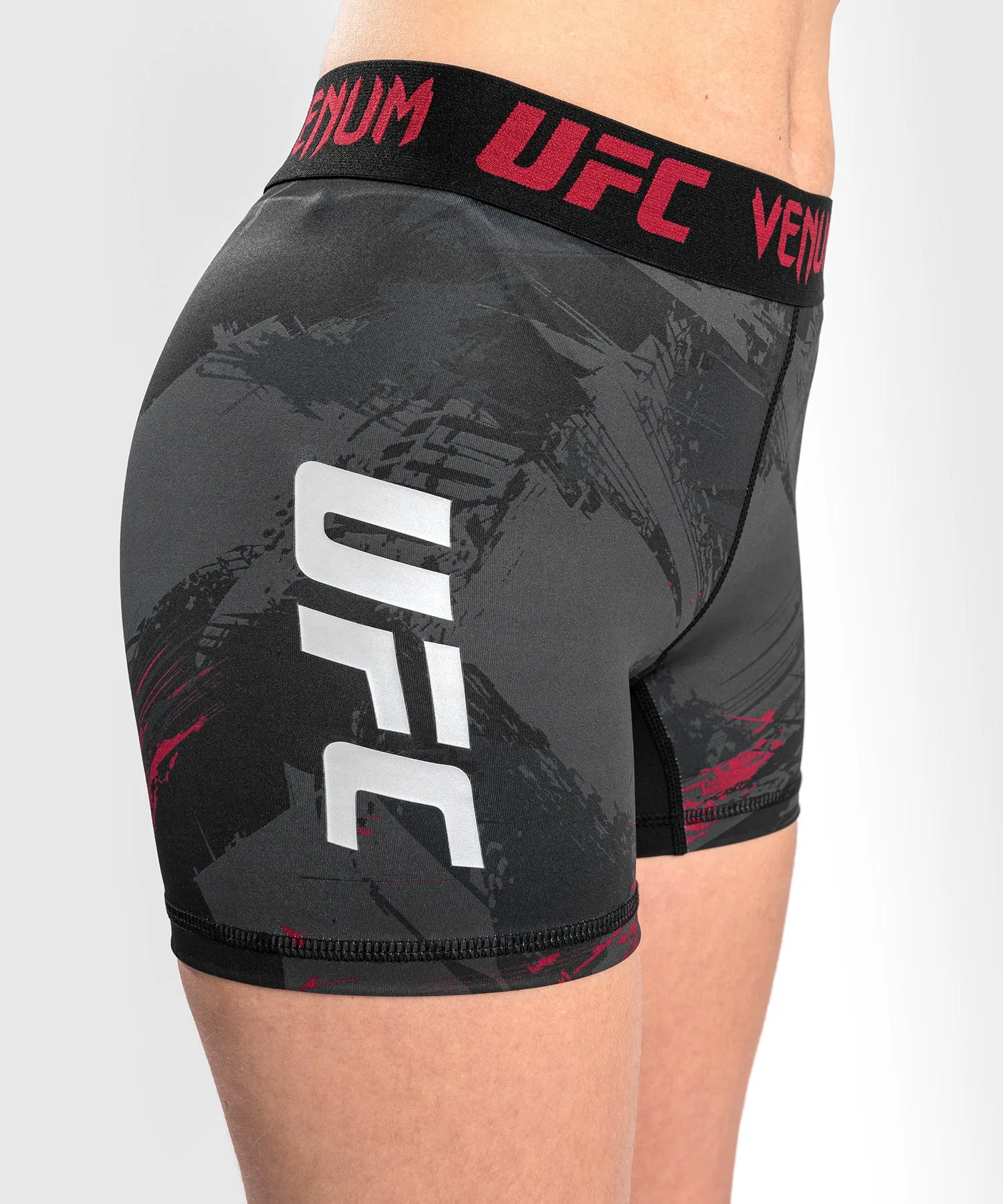 PANTALONES CORTOS UFC VENUM AUTHENTIC FIGHT WEEK 2.0 VALE TUDO  PARA MUJER   NEGRO