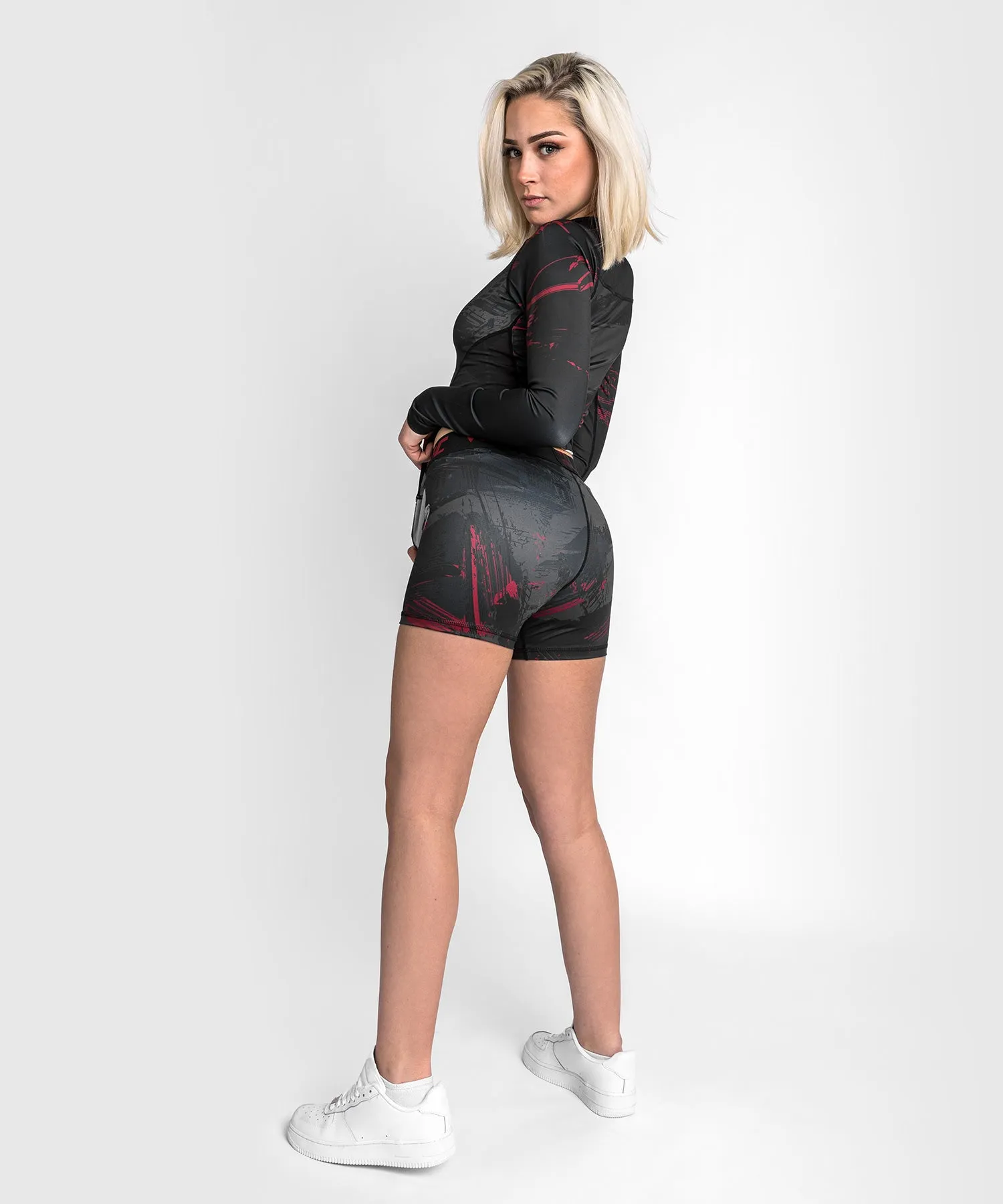 PANTALONES CORTOS UFC VENUM AUTHENTIC FIGHT WEEK 2.0 VALE TUDO  PARA MUJER   NEGRO