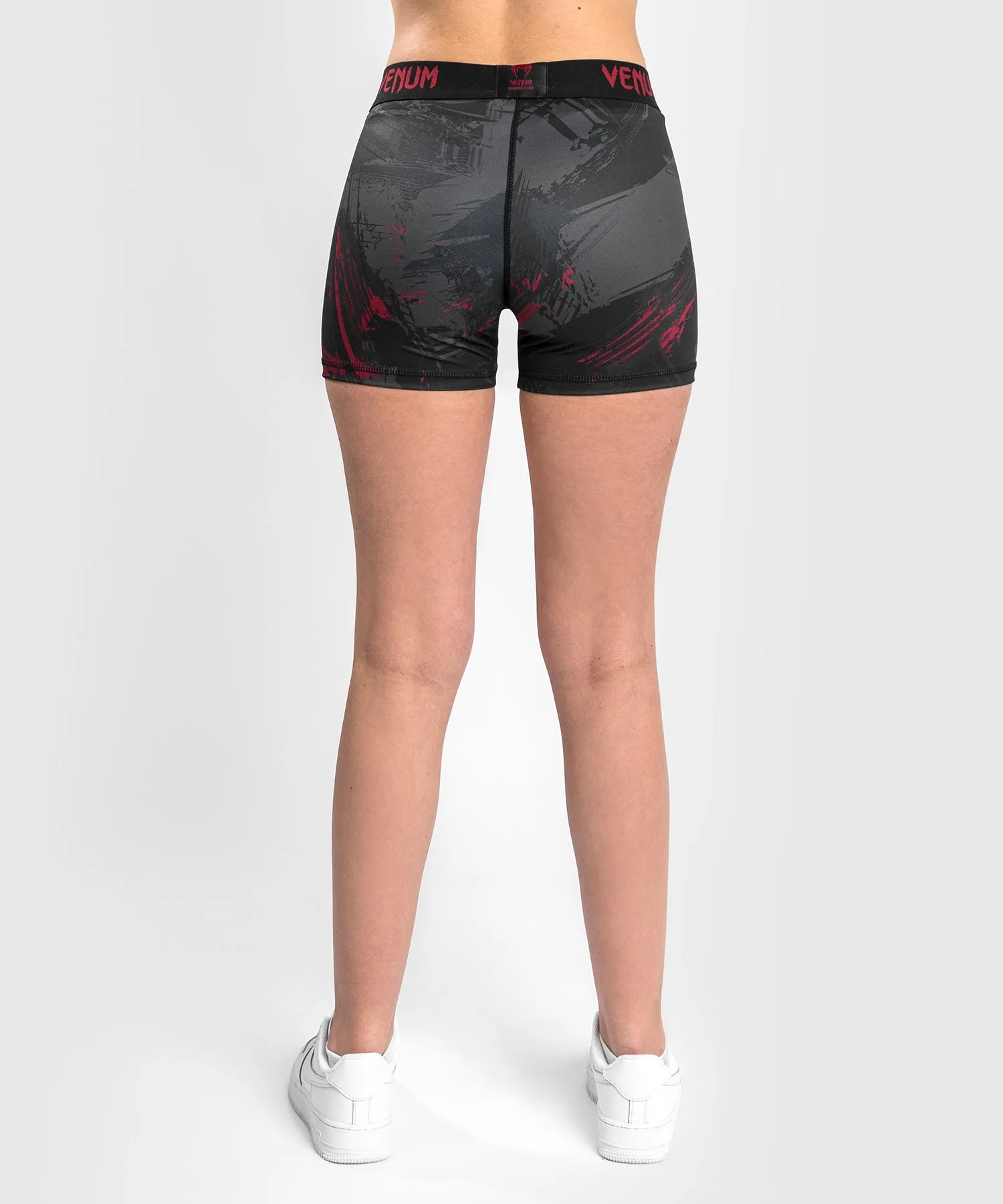 PANTALONES CORTOS UFC VENUM AUTHENTIC FIGHT WEEK 2.0 VALE TUDO  PARA MUJER   NEGRO