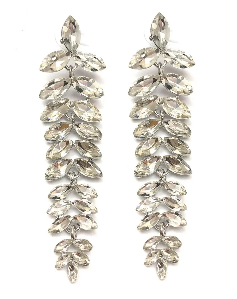 PENDIENTES LARGOS DE CRISTAL BRILLO PARA UN LOOKAZO DE FIESTA