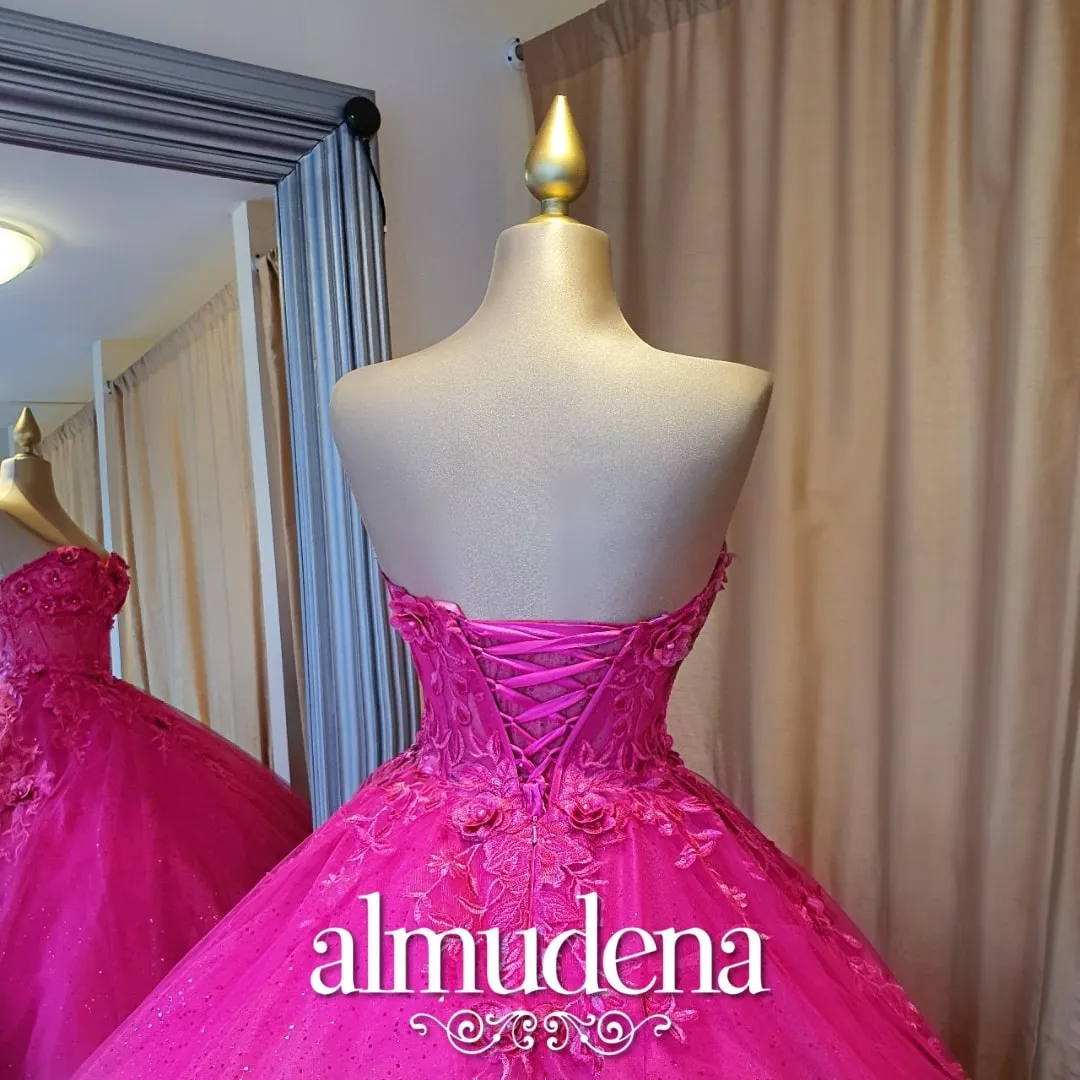 Vestido para Quinceañera Fucsia con Flores