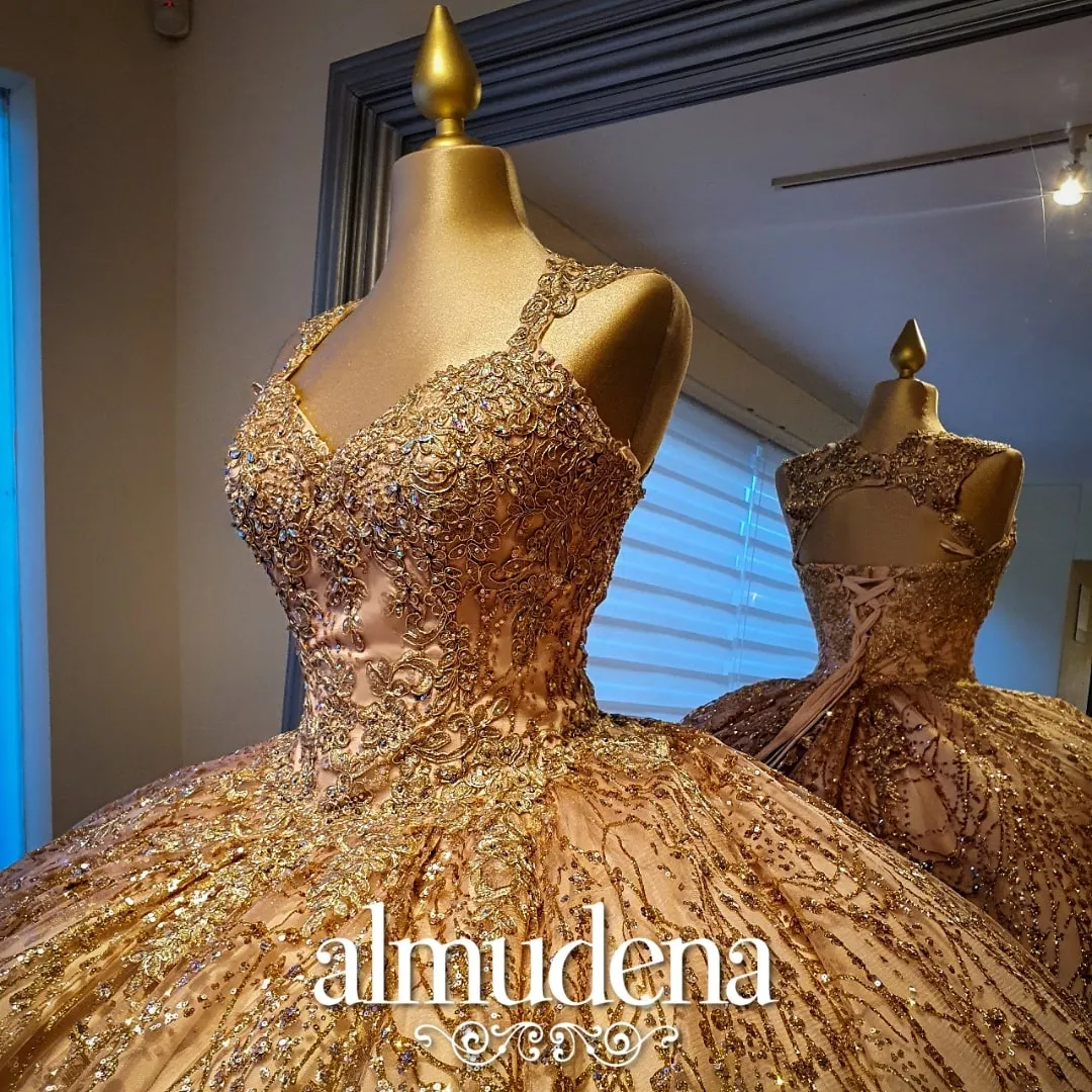 Vestido para Quinceañera Rose Gold con Pedreria