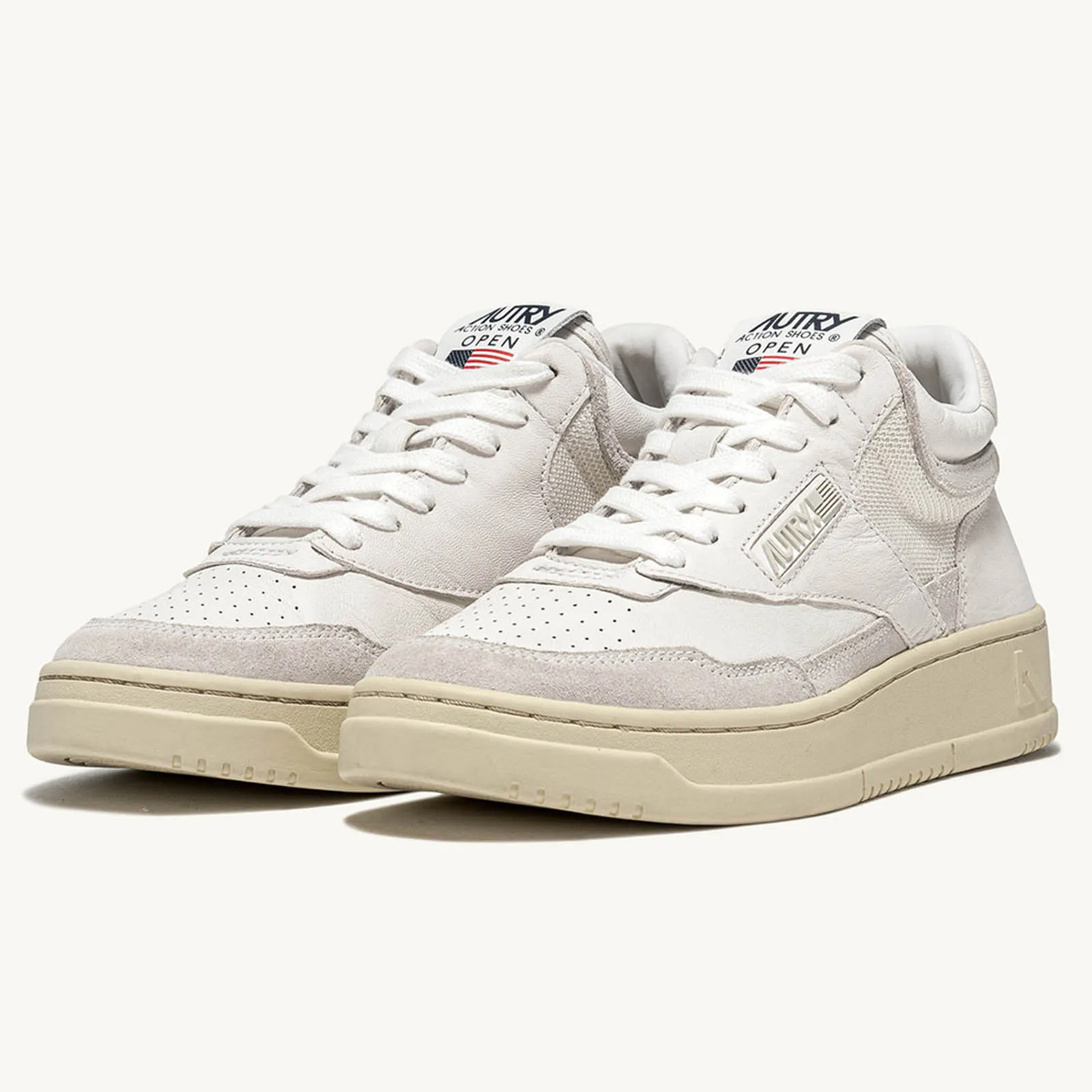 Zapatilla Autry AOMM CE01