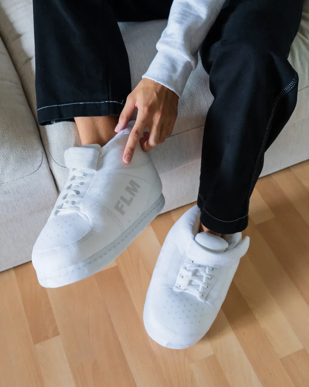 ZAPATILLAS DE ANDAR POR CASA  BRUCE